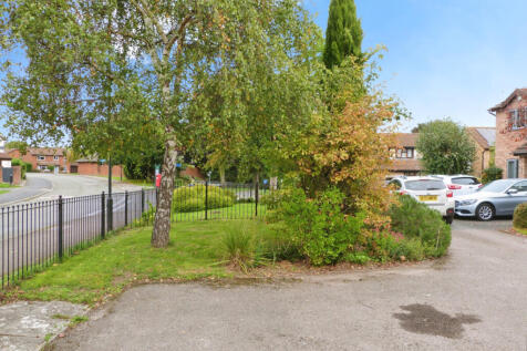 Detached 3 Bedroom House