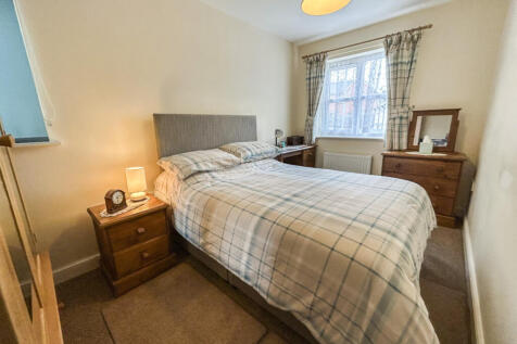 Detached 3 Bedroom House