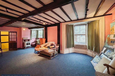 Grade II Listed Residence