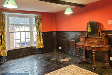 Grade II Listed Residence