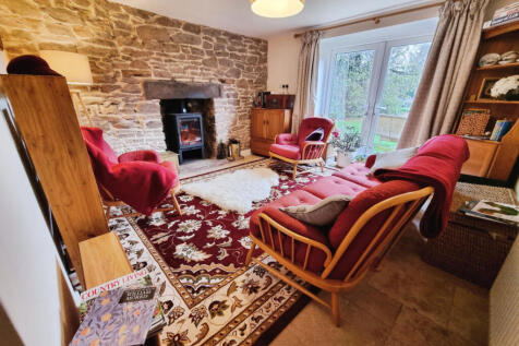 4 Bedroom Property with Land