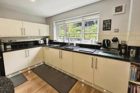 Detached Family House