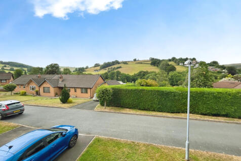 Detached Family House