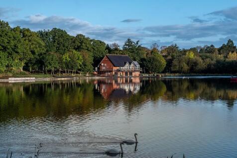Llandrindod Lake