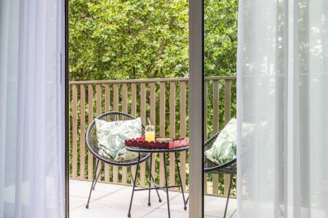 Example balcony