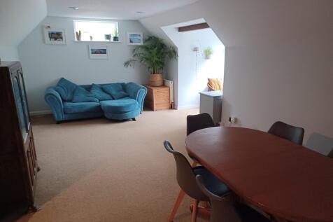Apartment lounge
