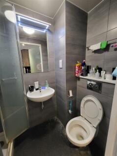 Toilet.jpg