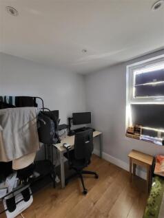 Bedroom 2.jpeg