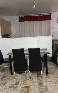 Dinning Table.jpg