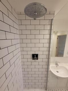 Shower 2.jpg