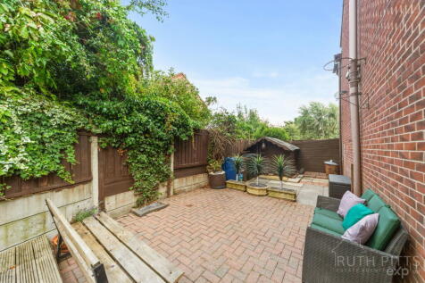 Property Image 32