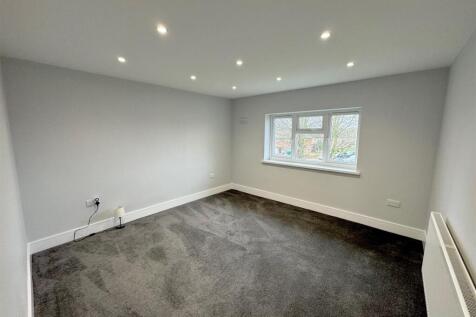 Bedroom1.jpg