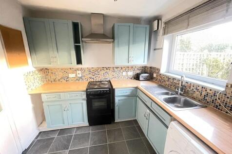 Kitchen1.JPG