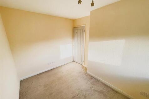 Bedroom2.JPG