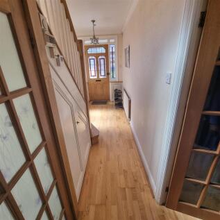 Hallway.jpg