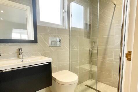 Ensuite.jpg