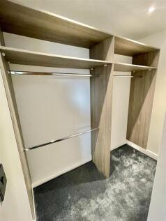 wardrobe.jpg