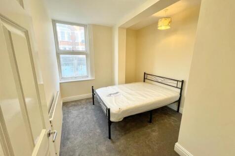 Master Bedroom.jpg