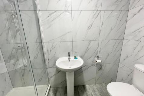Shower.jpg