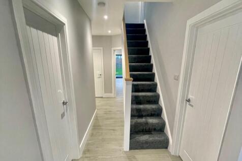 Hallway1.2.jpg