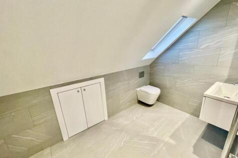 Ensuite 2.1.jpg