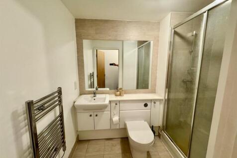 Ensuite.jpg
