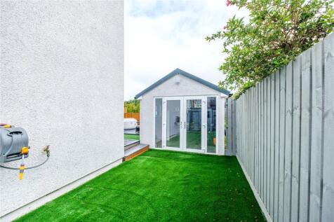 Side garden