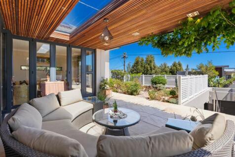 North Facing outside Entertainment Area