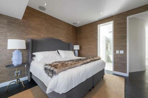 3rd bedroom, Queen size.
