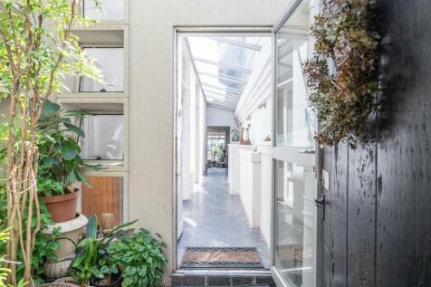 Property Image 32