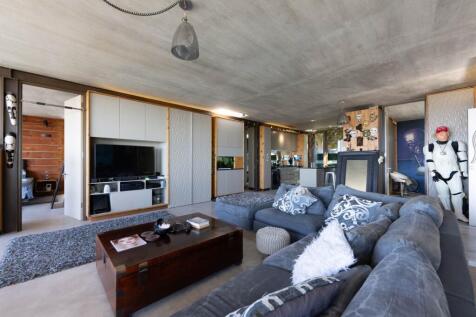 Property Image 33