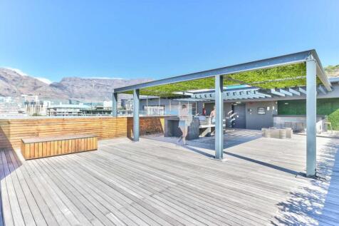 top floor entertainment terrace with 360 degrees view of City, Waterfront and Table Mountain