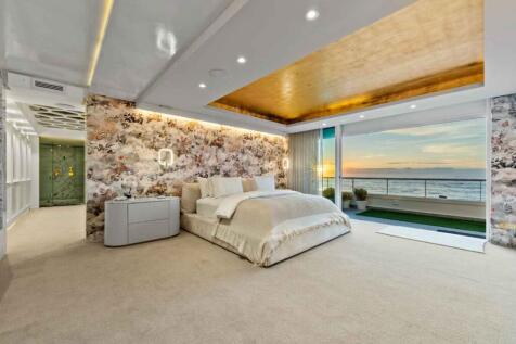 Primary suite.