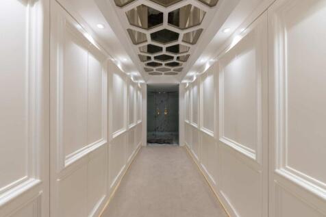 Primary dressing room.