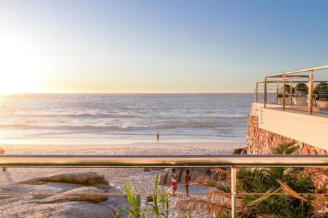 Direct beach access.