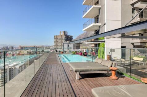 27th floor pool deck