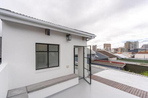 Entertainment patio