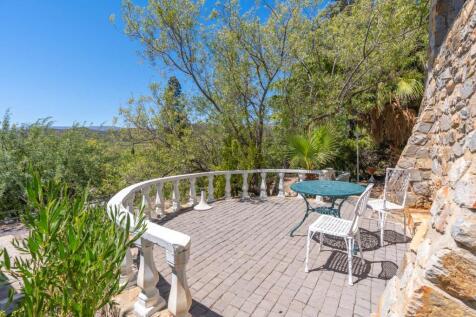 Property Image 100