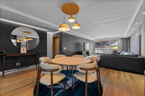 Dining area &#43; Lounge