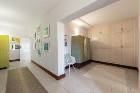 Flatlet