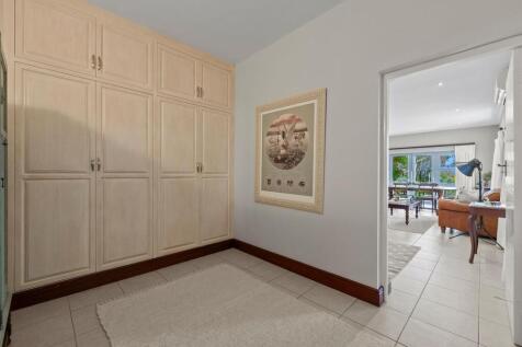 Flatlet