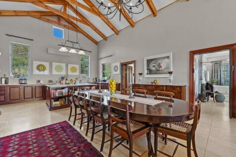 Lounge Dining Kitchen