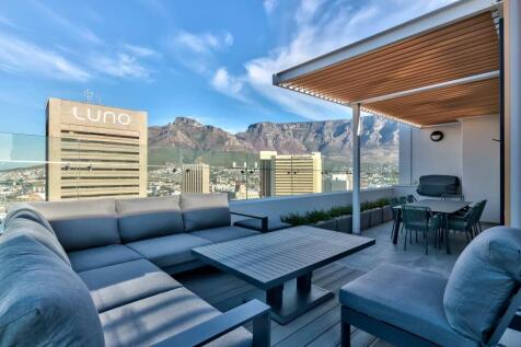 Private rooftop patio