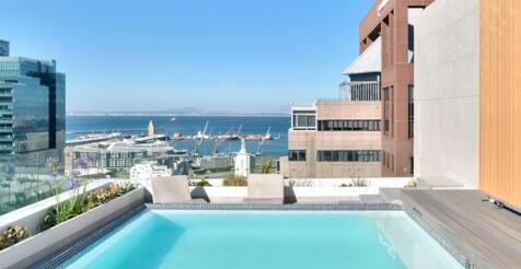 Rooftop pool 