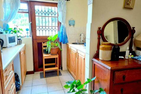 Downstairs kitchen