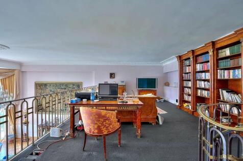 Study Carpet
