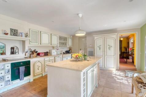 Property Image 9