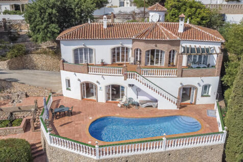 House  pool