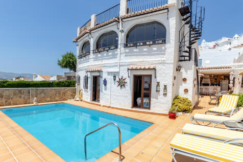 House  pool