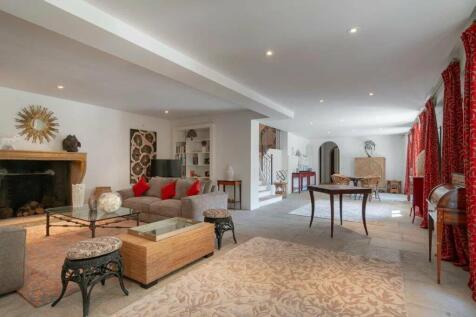Living-room Fireplace Carpet